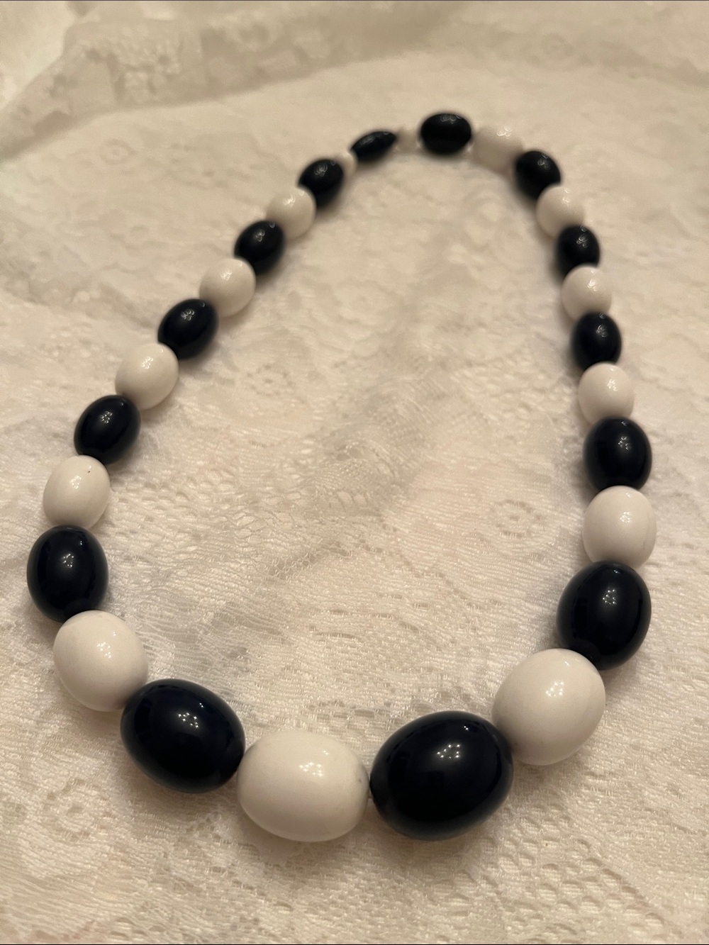 Blue and White Beaded Necklace - Classic Contrast
